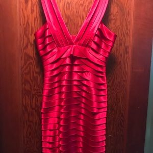 BCBG red dress, never worn. Flattering & sexy.